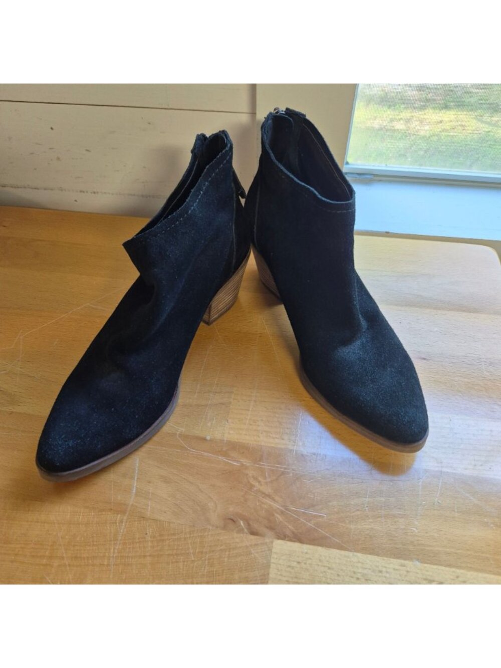 Dolce Vita Black Suede Ankle Boots With Stacked Heel & Back Zipper Closure 8.5 - Picture 3 of 10